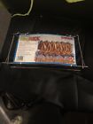 0550-pdq Bayou Classic Holds Chicken