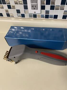 Zznjgj10021 Avon Bbq Grill Cleaning Brush With Scraper Battery Operated Rotating