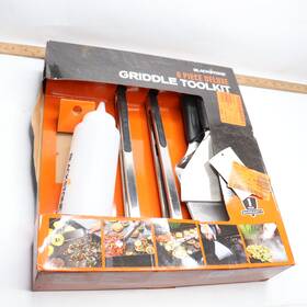 5464 Blackstone Deluxe Griddle Tool Kit