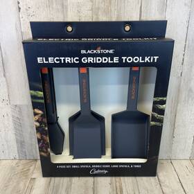 8213 Blackstone 4-pc. E-series Griddle Non-stick Bbq Spatula And Tong Tool Set - New