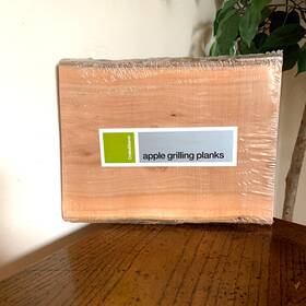 276-068 Crate & Barrel And Wood Apple Grilling Planks Natural Edges Meat Veggies New Sealed