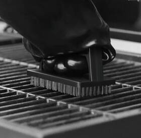 Xg19 Expert Grill 075151612167 Bbq Cleaning Brush And Scrubber Cold Clean Barbecue Tool Made In Usa