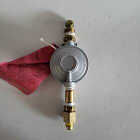 Gr-800 Fairview Propane Regulator Lp Gas-flow Pressure 175 000 Btu Used