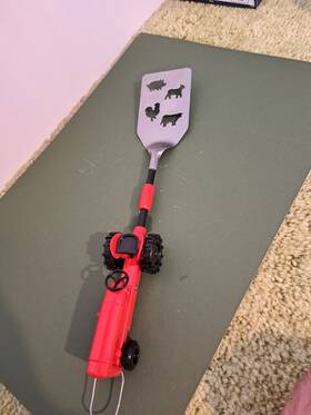 22143 Gibson Tractor Bbq Spatula