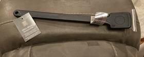Hd Designs 041226158243 17.5 Inch Grill Brush With Edge Scraper/stainless Steel - Nwt