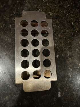 Fm3106 Hd Designs Non-stick Chili Pepper Jalapeno Grill Rack. Used Once