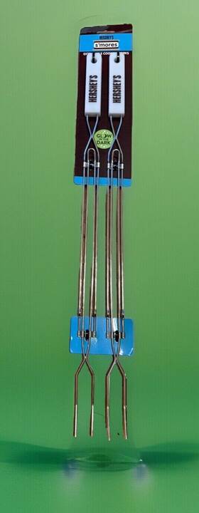 Hersheys 076903012129 Extension Fork For Smores Hotdogs With Glow In The Dark Handle 2 Pack