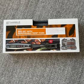 M15165 Kenmore New 17 Piece Bbq Set With Digital Temp Fork