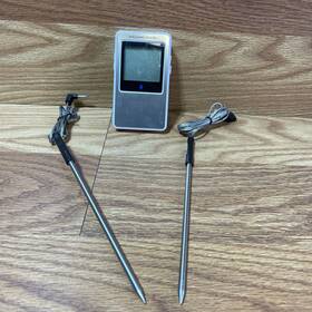 Et-735 Maverick 780509346105 With Bluetooth Wireless Digital Cooking Thermometer