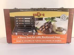 Mr. Bar-b-q 076903021367 5 Piece Tool Set With Hardwood Case