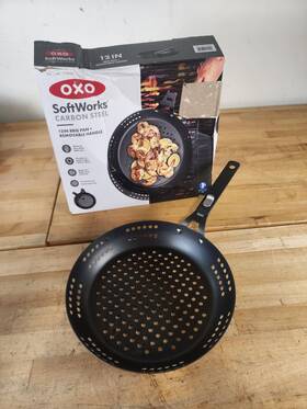 Oxo 885837041491 Softworks Carbon Steel Oven Safe 12in Bbq Grilling Pan With Removeable Handle