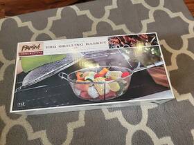 Parini 857946003998 New Stainless Steel Bbq Grilling Basket With Locking Lid 11.5 Inch Diameter