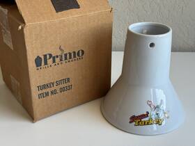 00337 Primo 337p New Grill Smoker Ceramic Turkey Sitter