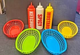 84112011 Smokin Grill Nv-04410 Smokinft 7-pc Bbq Serving Set Retro Diner Baskets Bottles
