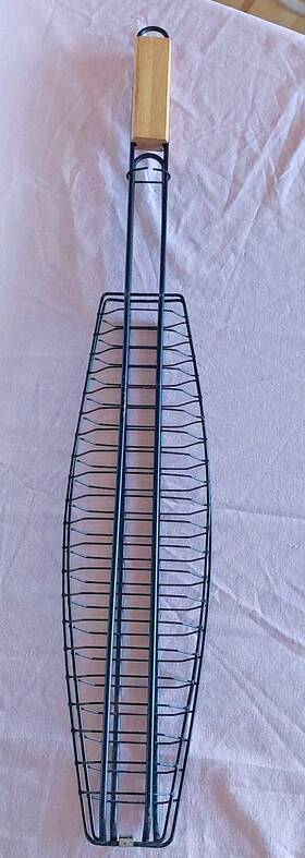 Sur La Table 645341108529 Black Iron Wire Nonstick Fish Grill Basket Wood Handle New Sealed 31 Inch
