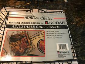 Vintage 053596142050 Kodar Large Adjustable Grill Baskets With Wooden Handle Great For Bbq Qty 2