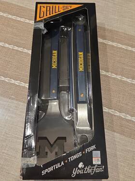Youthefan 810689002970 Ncaa Spirit Series 3pc Bbq Grill Spatula Tongs Set Michigan Wolverines