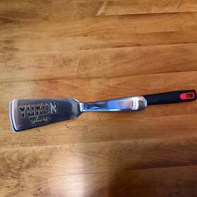 Yg-779bsf Yukon Glory Stainless Steel Grill Spatula With Black Handle