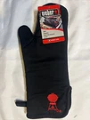 Weber Bbq Grill Mitt Oven Pot Holder Black New. Fixed Price $9.00.