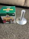 Vintage Holland Grill Brad's Roastin' Post Chicken Cooker For Oven. Fixed Price $16.95.