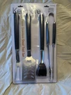 New Kenmore 4-PIECE Grilling Tool Set 71 23760. Fixed Price $13.50.