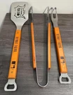 You The Fan Detroit Tigers Bbq Grill Tool Set - Spatula, Tongs, Fork Sportula. Fixed Price $25.00.