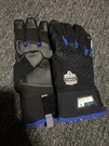 Work Gloves Insulated #818 Wp Proflex Waterproof Touchscreen Ergodyne 2XL. Fixed Price $18.00.