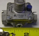 099415-18 Regulator, Lp Gas Vanguard, Comfort Flame, Glo-warm. Fixed Price $13.00.