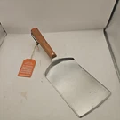 Traeger BAC532 Xxl Bbq Spatula Wood Handle Stainless Steel. Fixed Price $19.99.